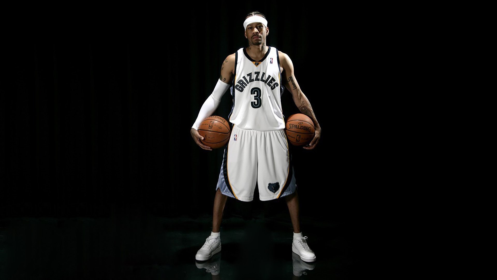 AIYOUXI.COM-皮特·卡普尔的精准突破和精准传球，助袋鼠队快速反击，皮尔斯和卡特谁厉害